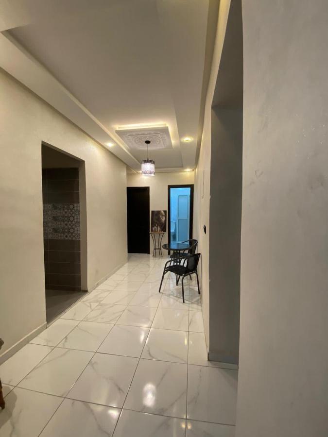 Lovely 2-Bedroom Appartement Marrakesh Exteriör bild